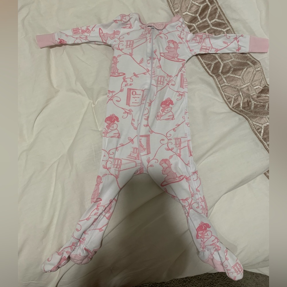 Beaufort Bonnet Company Onesie size 6-12 months